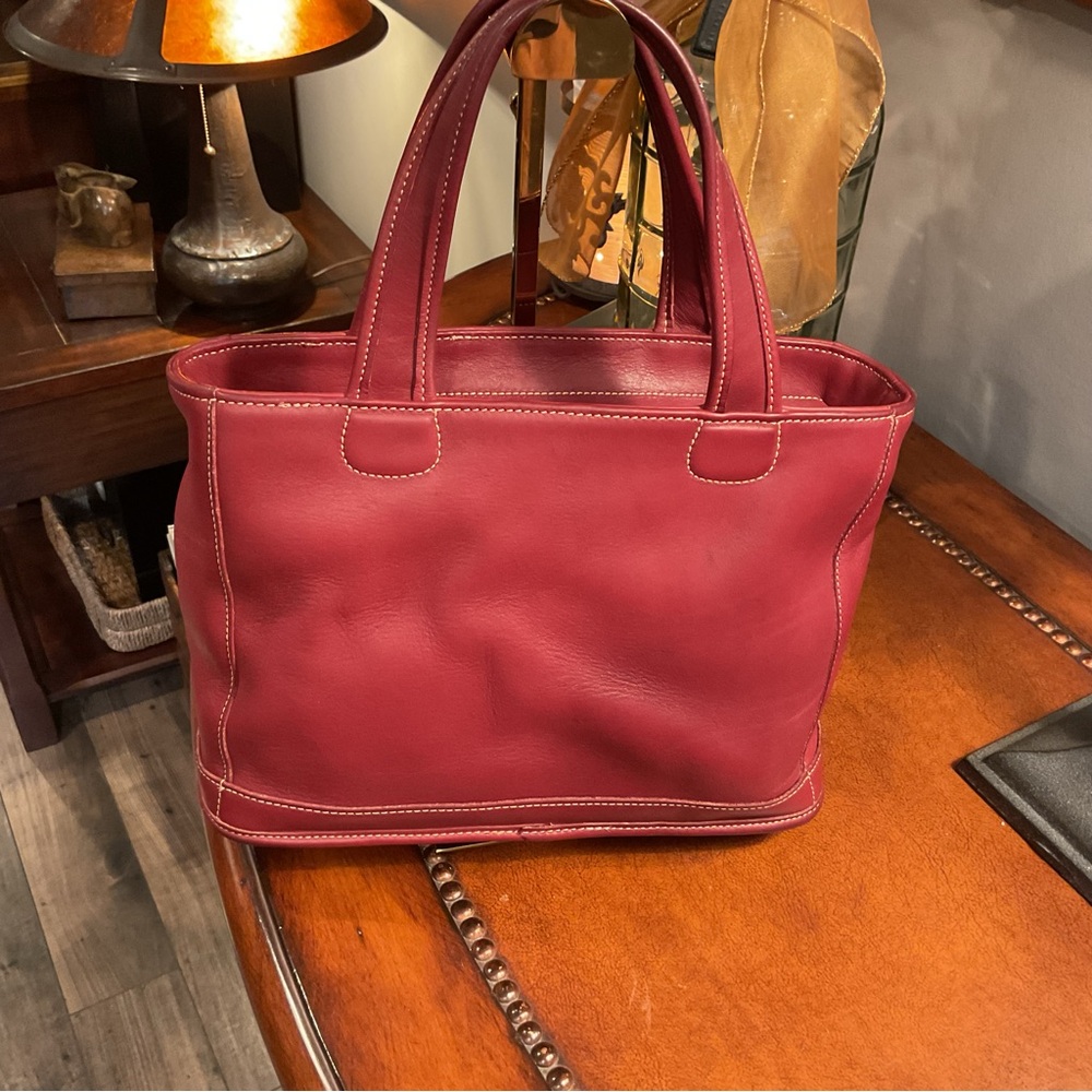 Coach Bleecker Vintage Satchel 
B1D-9303 - Picture 2 of 11